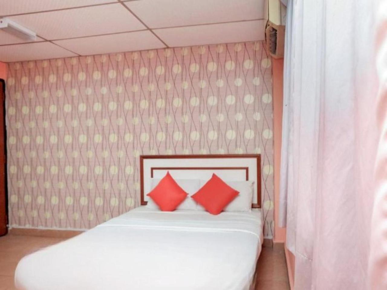 Hotel Tiara Chukai Eksteriør bilde